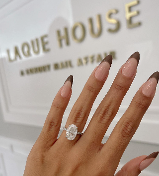 A luxury nail affair — Lacque House signage